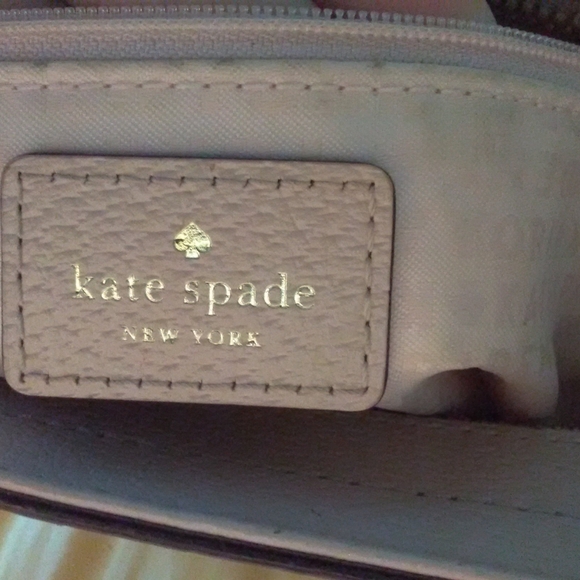 BNWOT KATE SPADE LIGHT PINK CROSSBODY ADJ. STRAPS LEATHER PINK INSIDE ZIP. PKT - Picture 8 of 10